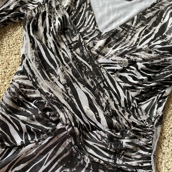 Bebe Sheer Long Sleeve Bodysuit - Picture 4 of 5